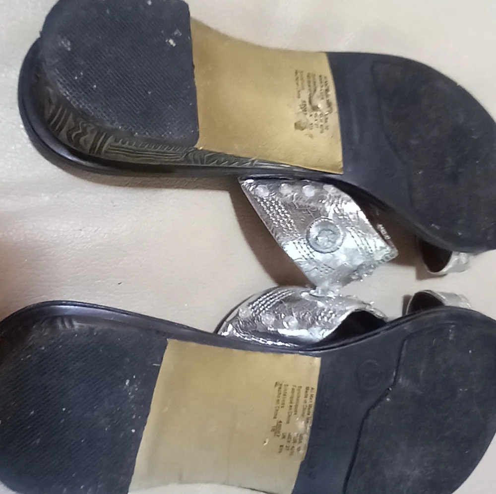 Montego Bay Club Sandals - Picture 7 of 7